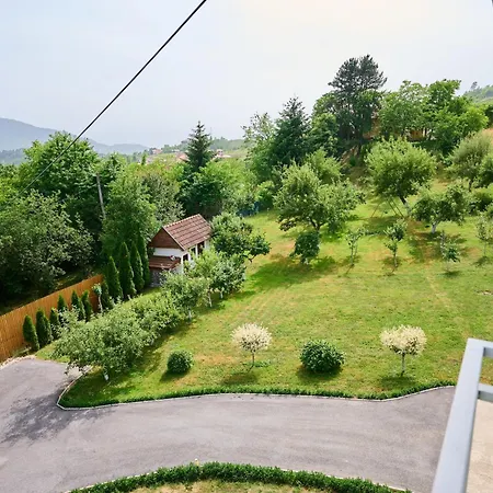 R Villa