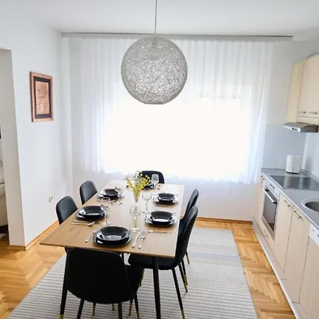 Villa R Sarajevo
